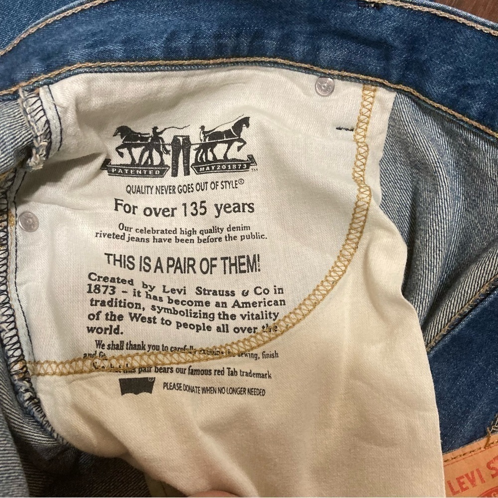 LEVI’S 550 jeans 48x26 altered GUC - Picture 13 of 13